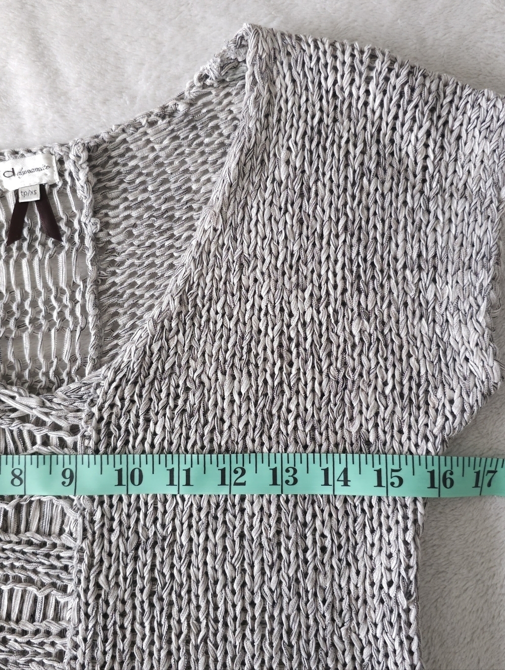 Dynamite Knit Short Sleeve Sweater Top โ Size XS โ Grey Open Knit - Picture 8 of 16
